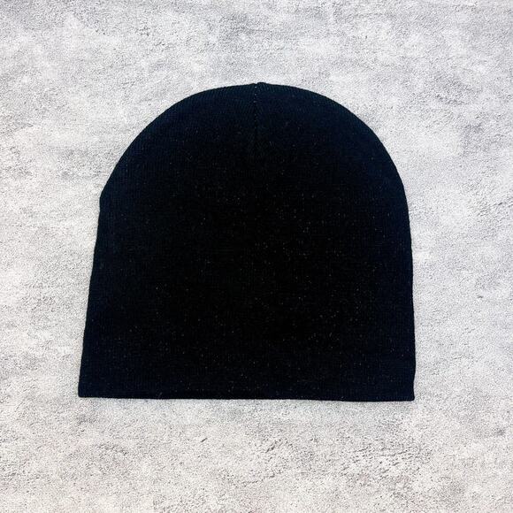 grunge gothic punk black and white star beanie - Picture 3 of 6